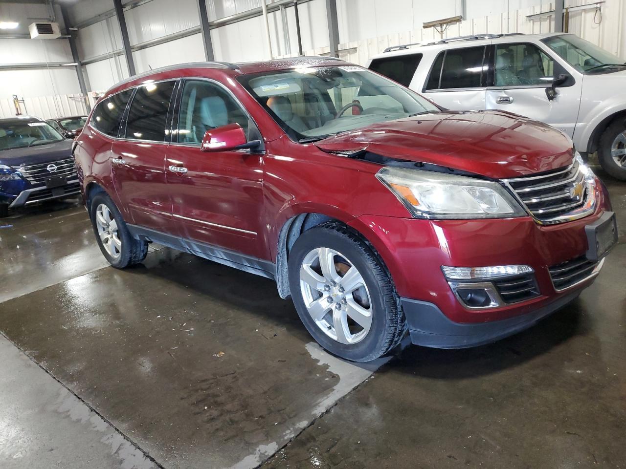 2017 Chevrolet Traverse Premier - Фото 4