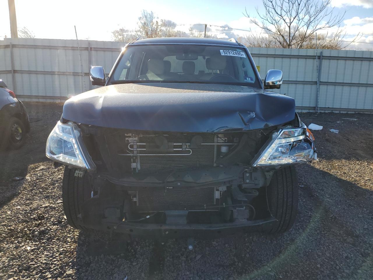 2019 Nissan Armada Sv - Image 5