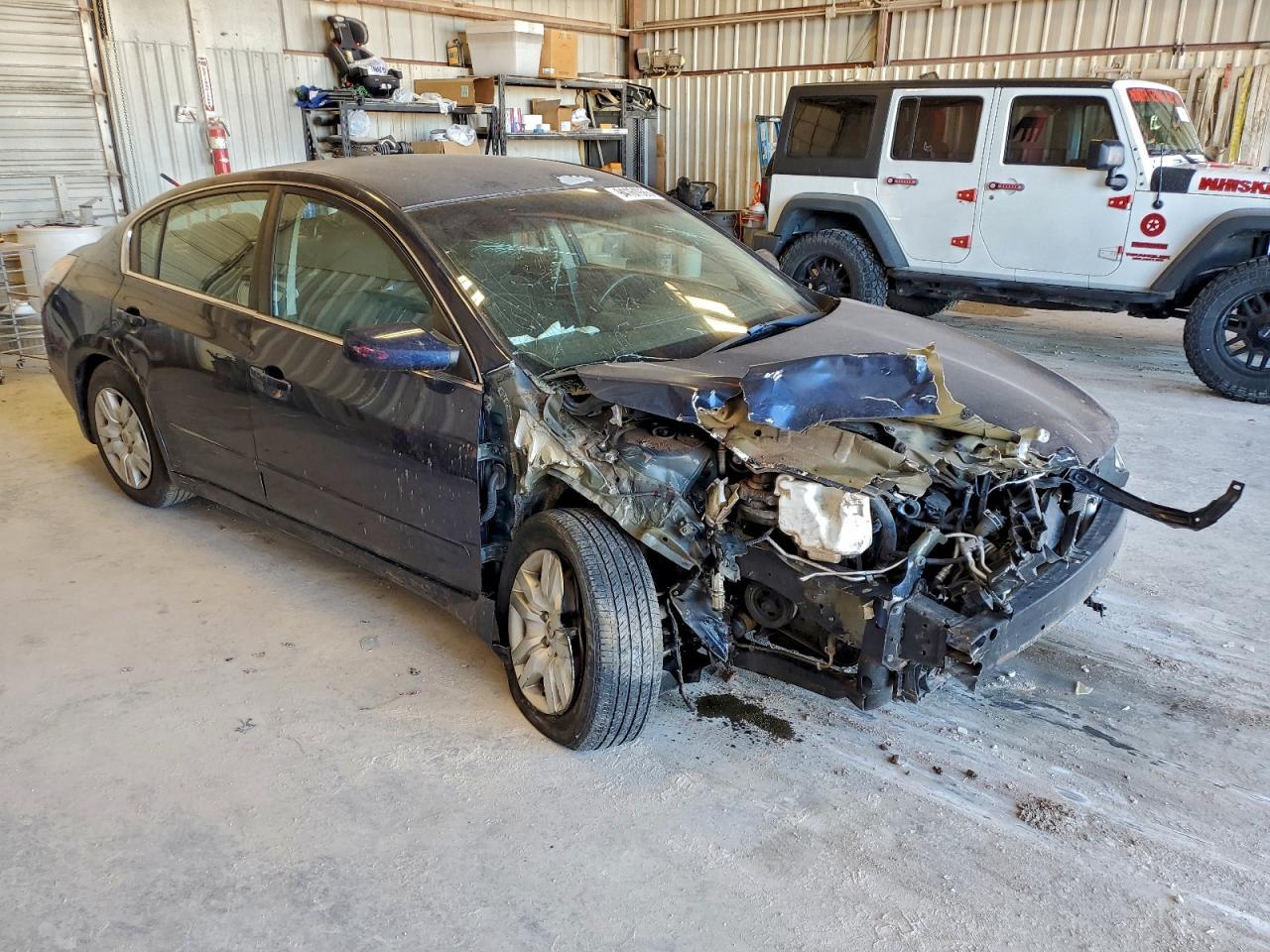 2011 Nissan Altima Base - Фото 4