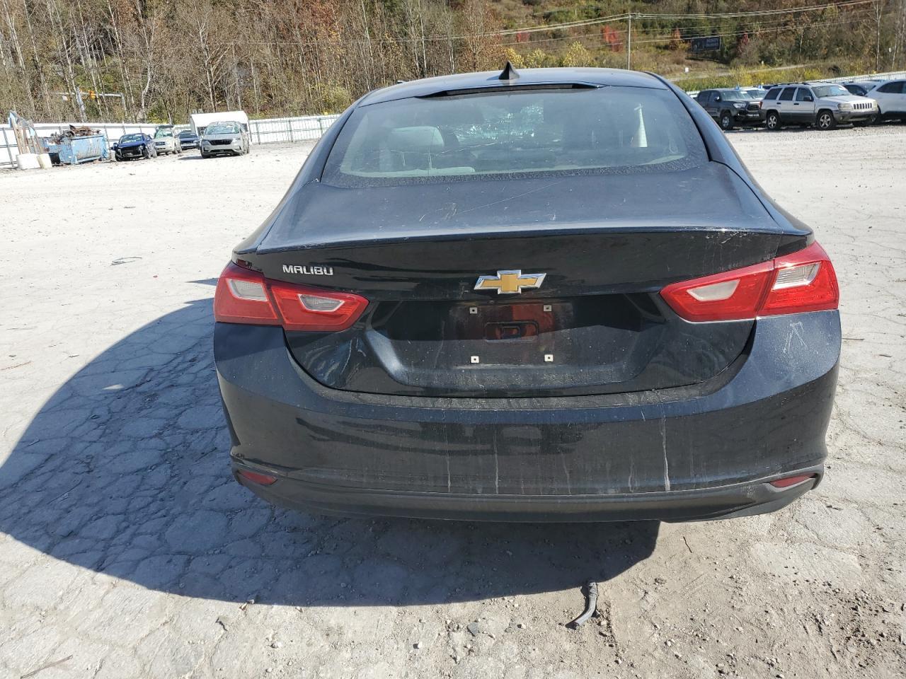 2018 Chev Malibu - Image 6