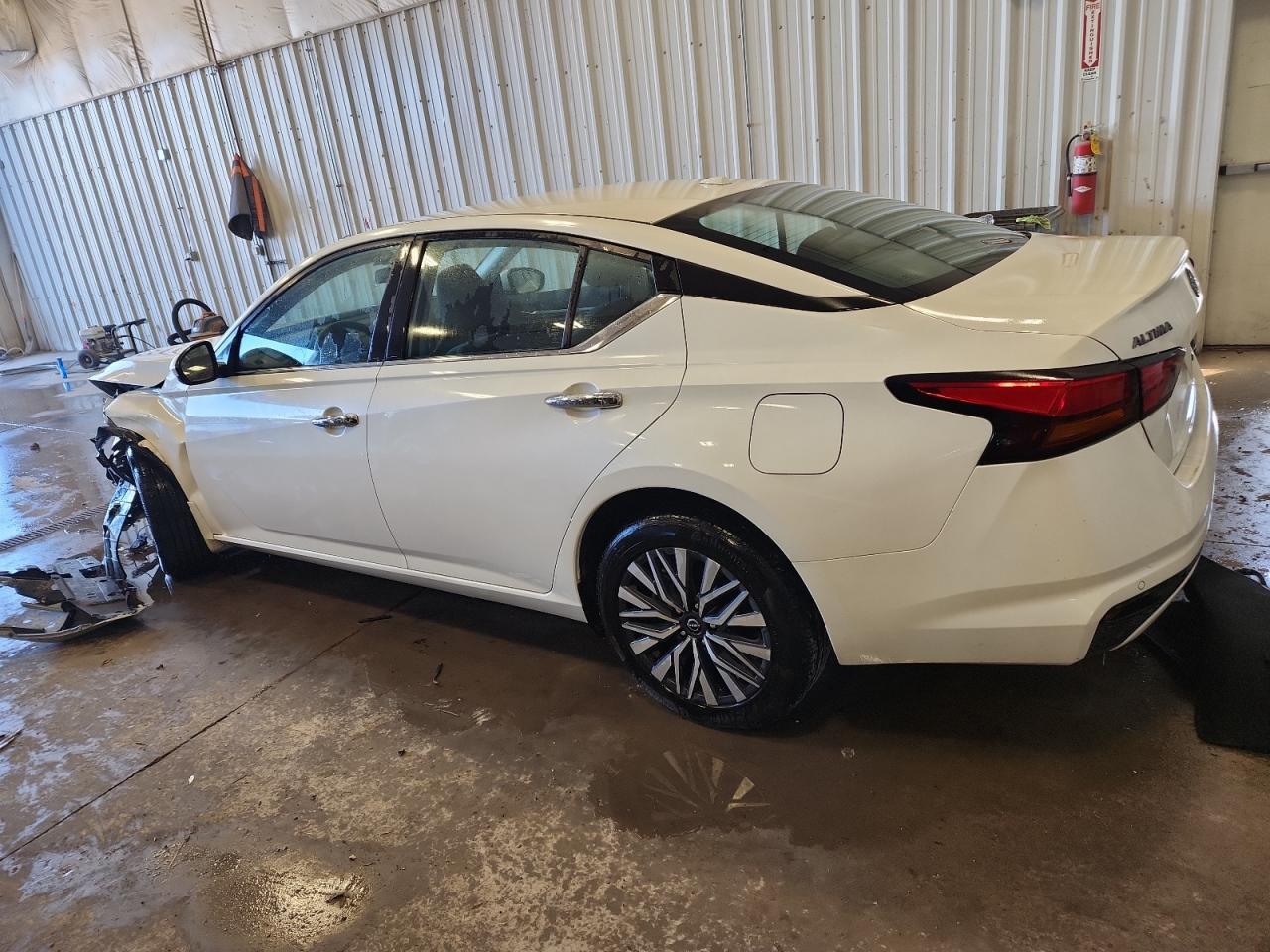 2023 Nissan Altima Sv - Фото 2