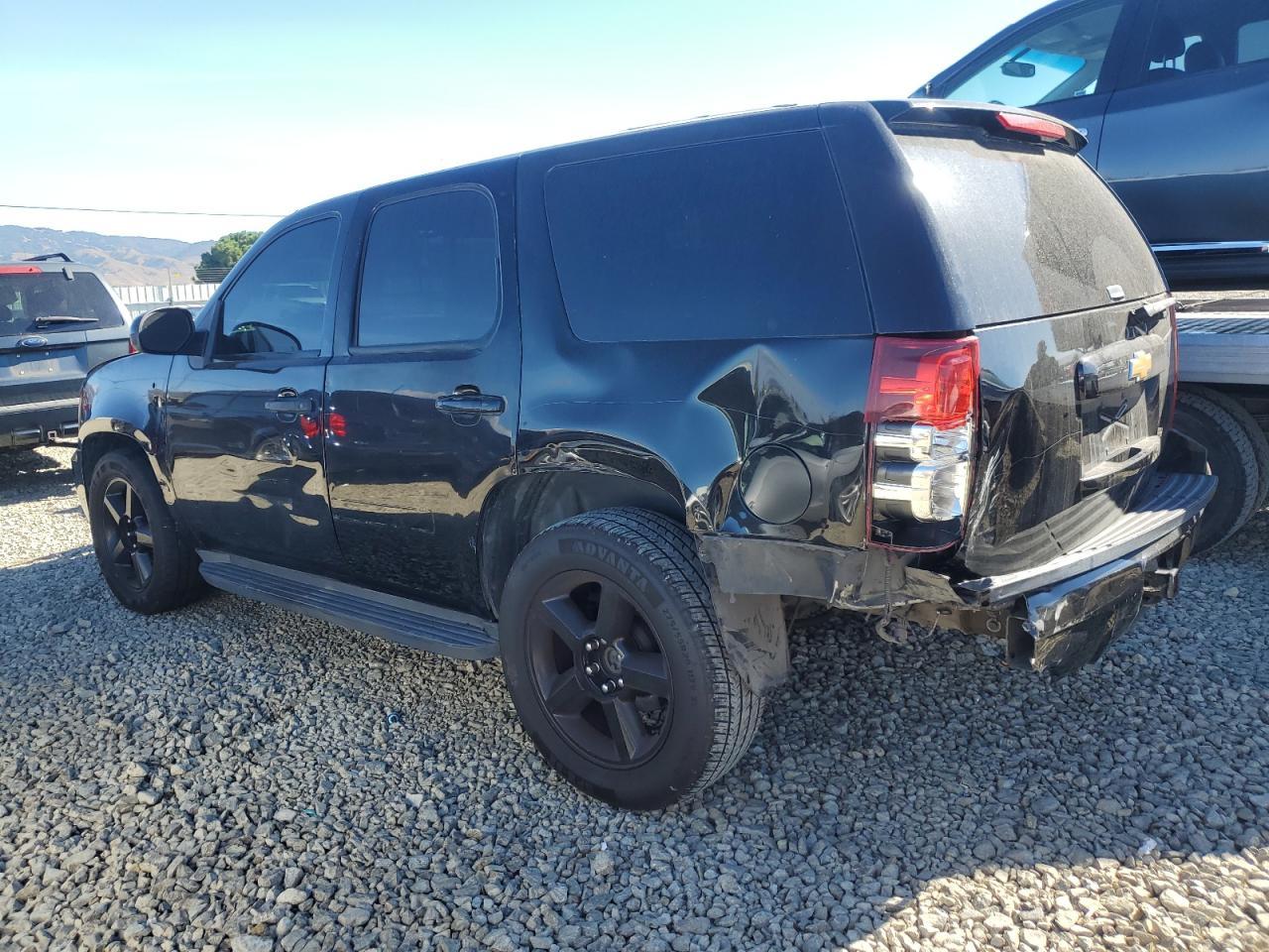 2013 Chevrolet Tahoe Police - Image 2