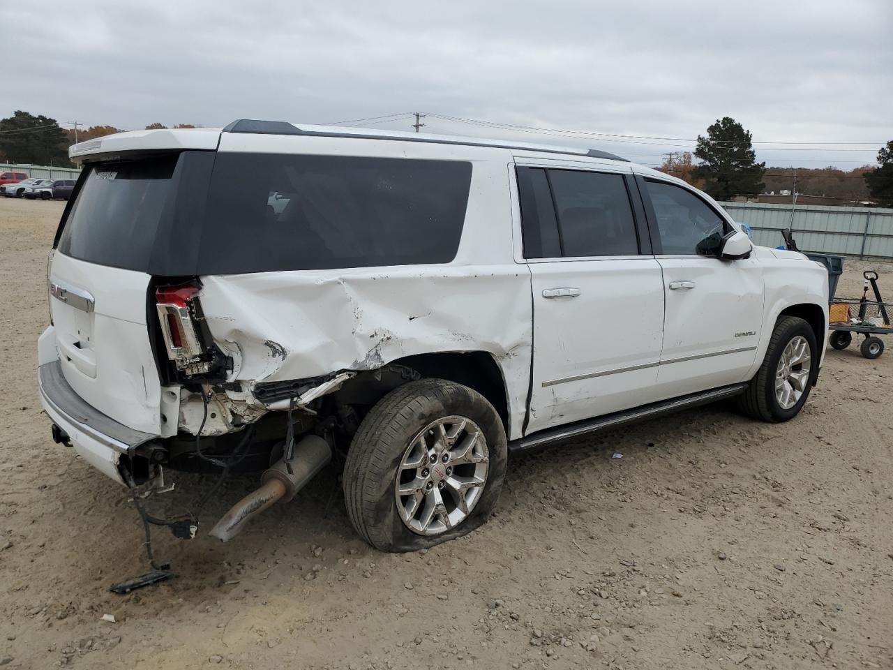 2015 GMC Yukon Xl Denali - Фото 3