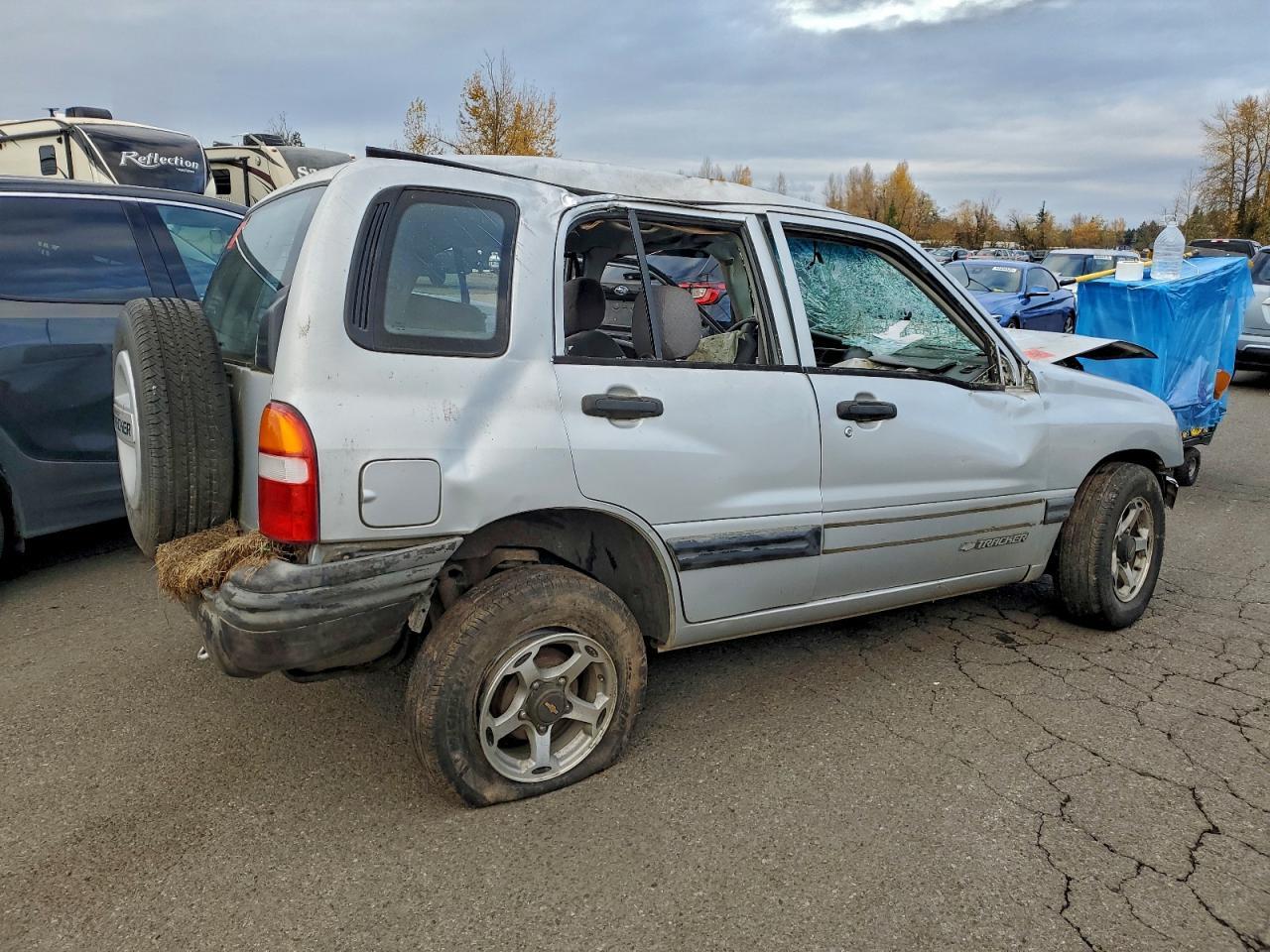 2000 Chev Tracker - Фото 3