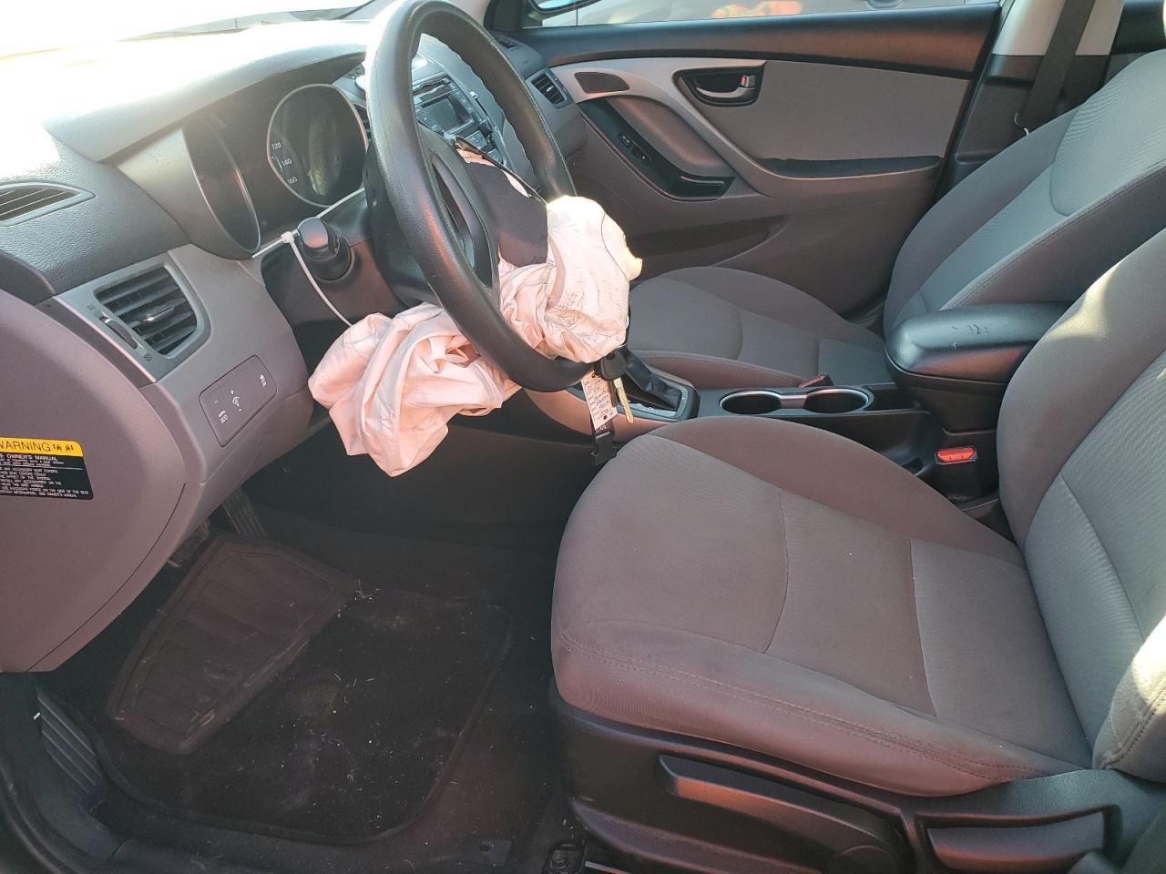 2014 Hyundai Elantra Se - Фото 7