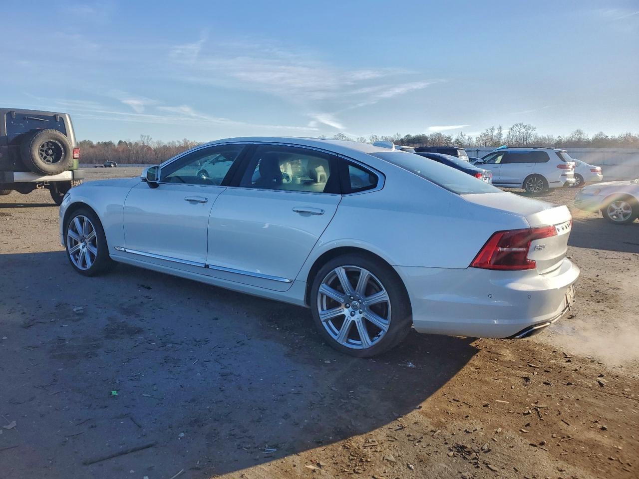 2018 Volvo S90 T6 Inscription - Фото 2