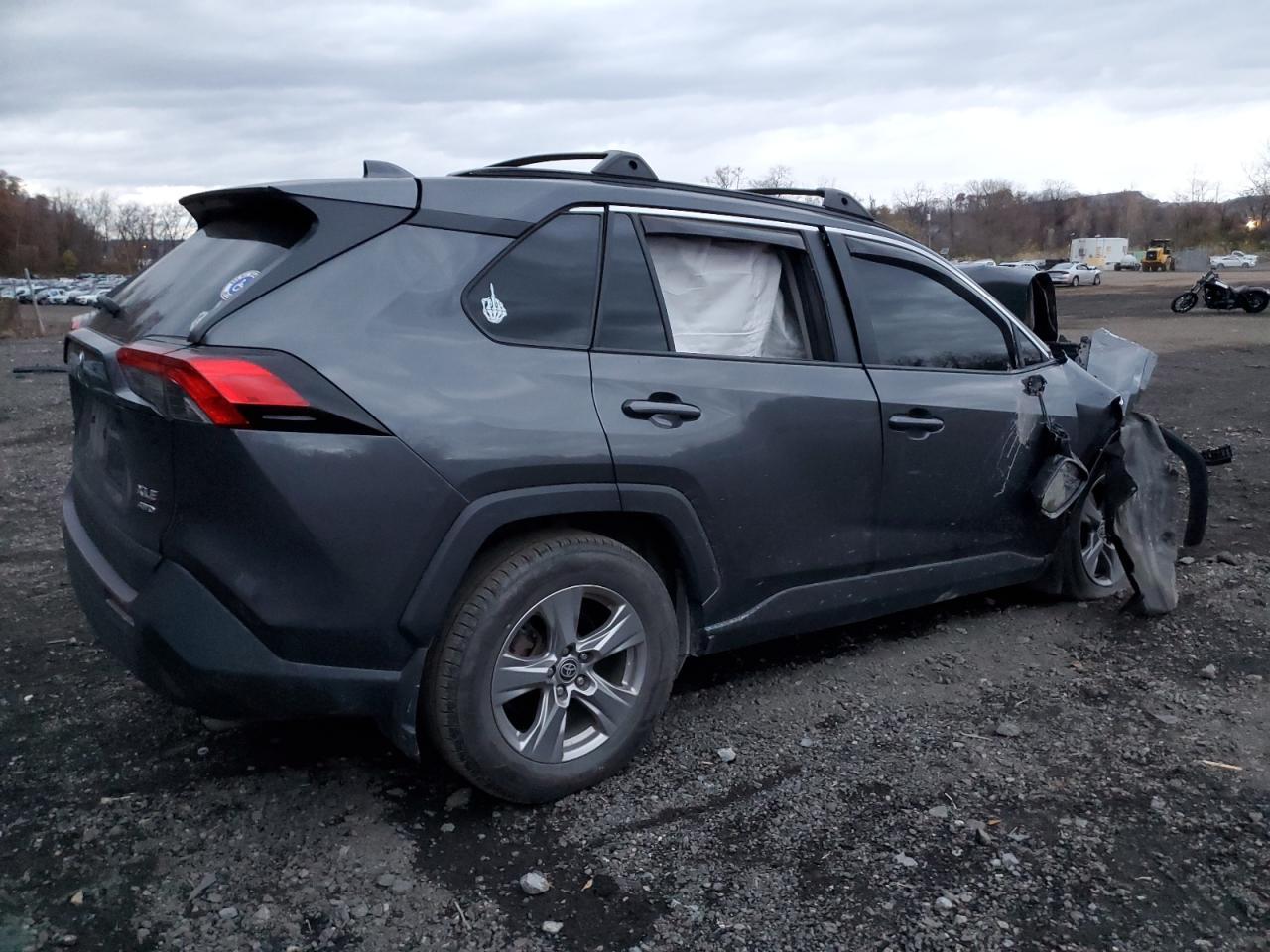 2023 Toyota Rav4 Xle - Фото 3