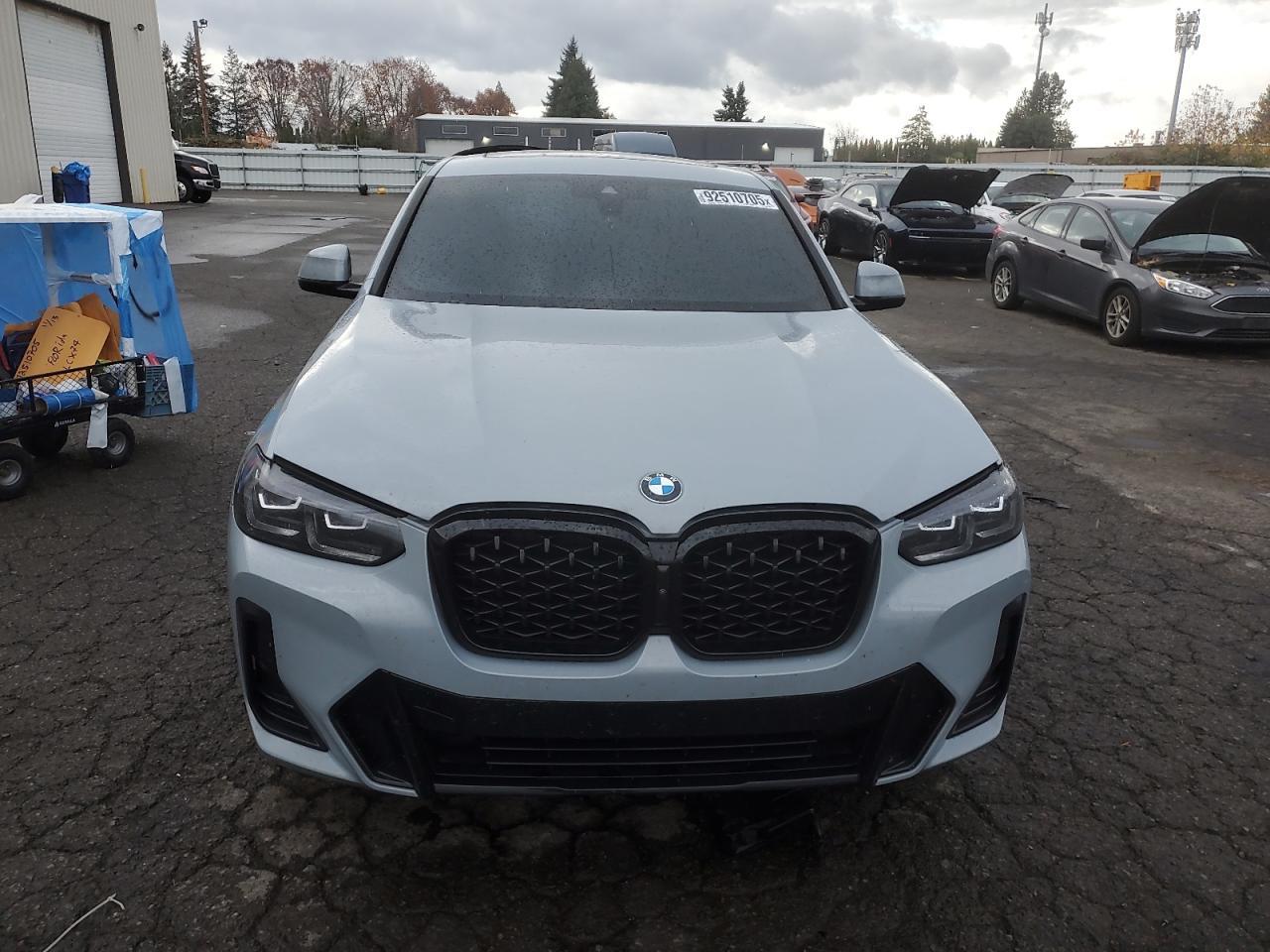 2025 BMW X4 xDrive30I - Фото 5