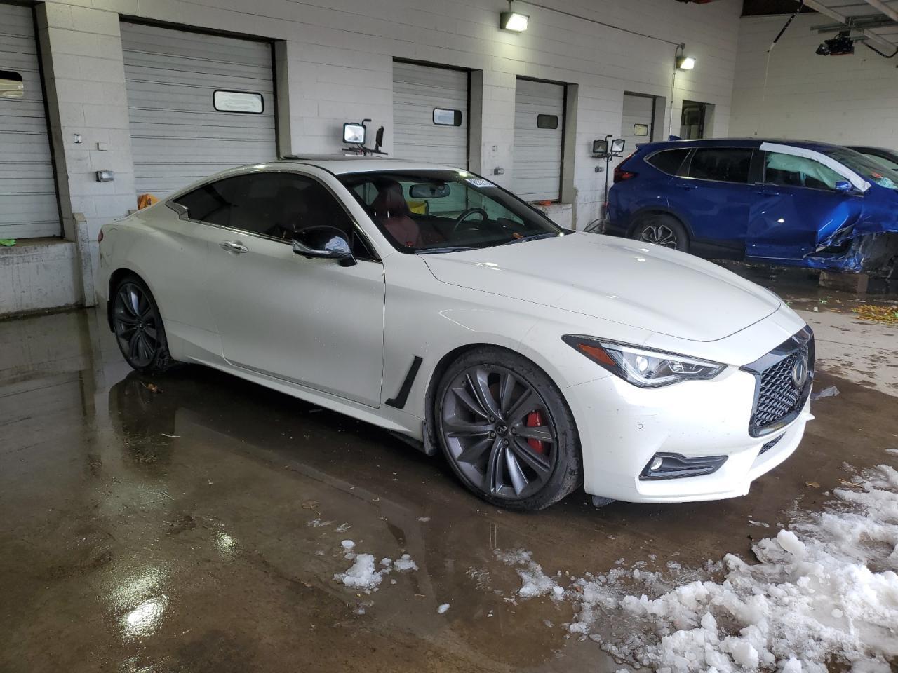 2022 Infiniti Q60 Red Sport 400 - Фото 4