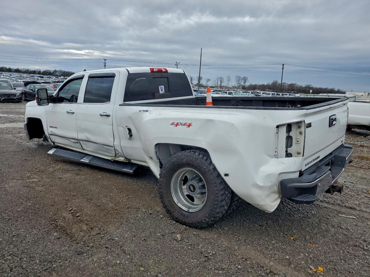 2016 Chevrolet Silverado K3500 Ltz - Фото 2