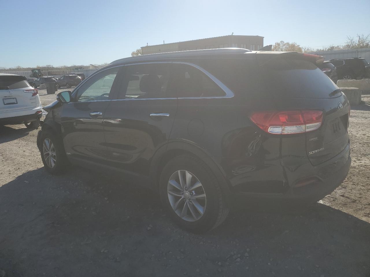 2016 Kia Sorento Lx - Image 2