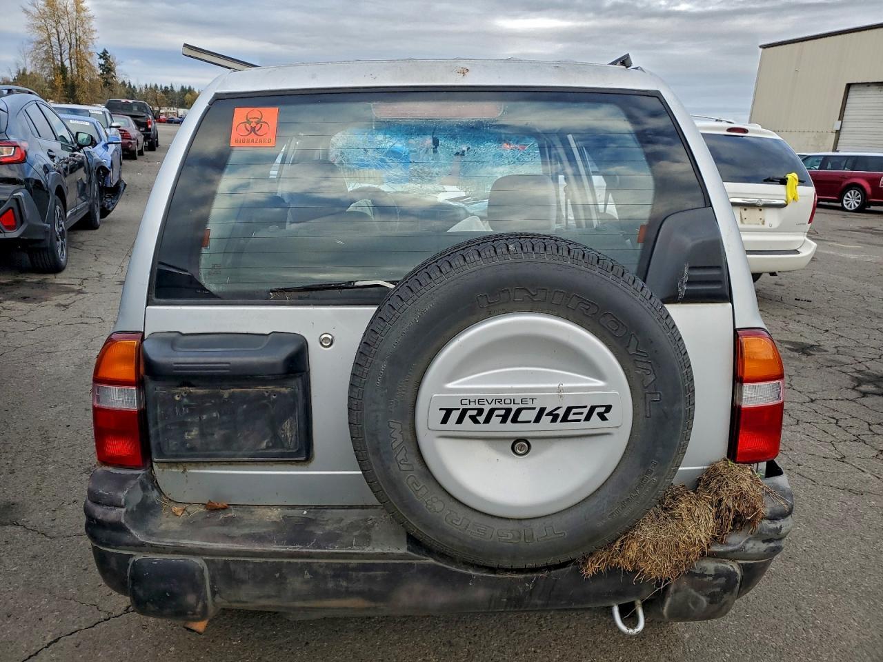 2000 Chev Tracker - Фото 6