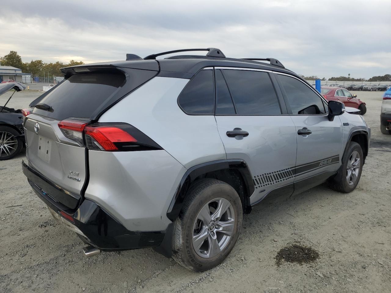 2022 Toyota Rav4 Xse - Фото 3