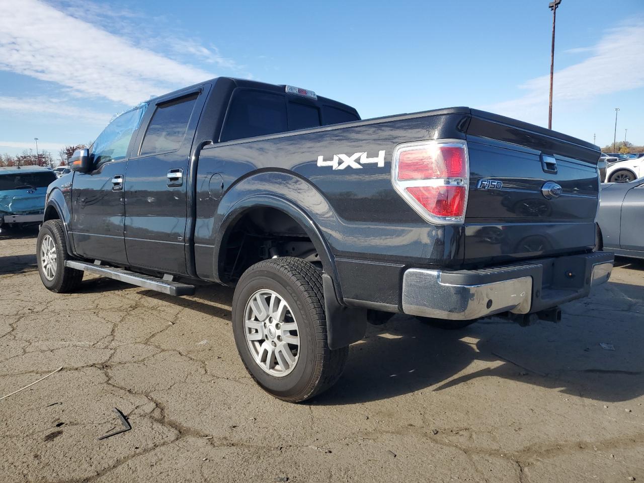 2013 Ford F150 Supercrew - Фото 2