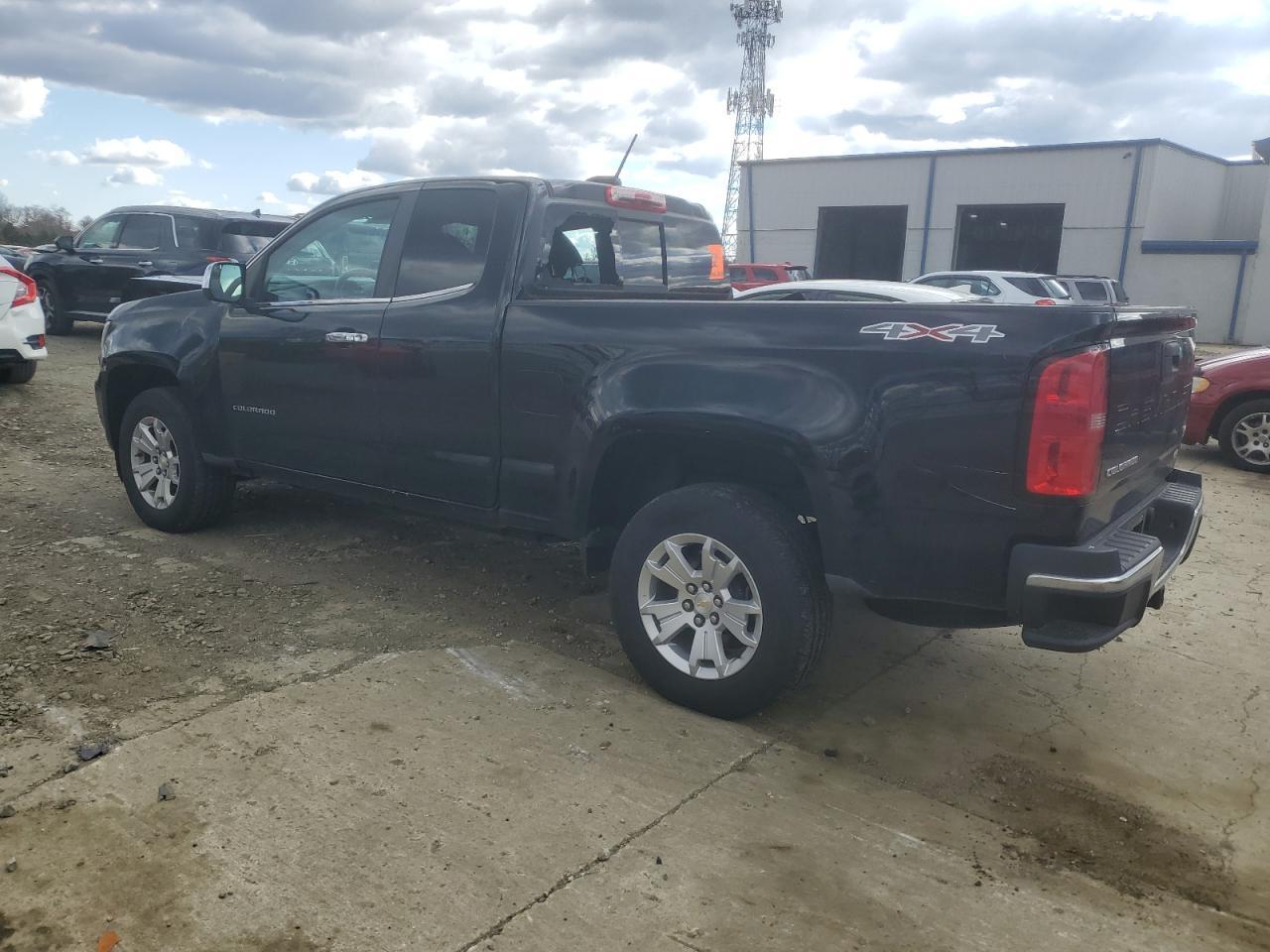 2021 Chevrolet Colorado Lt - Фото 2