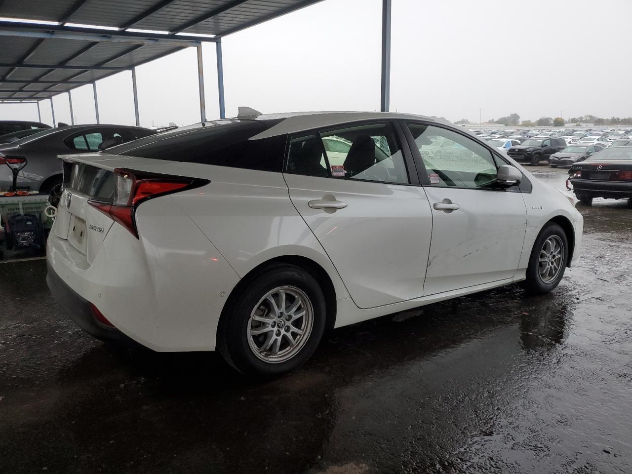 2019 Toyt Prius - Фото 3