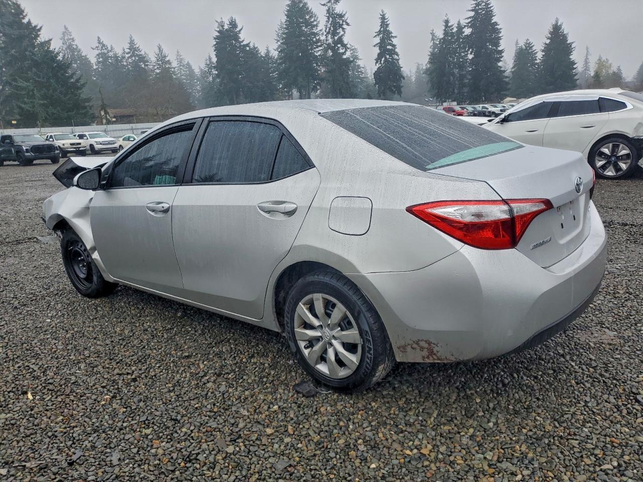 2016 Toyota Corolla L - Фото 2