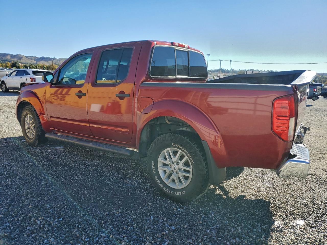 2017 Nissan Frontier S - Фото 2