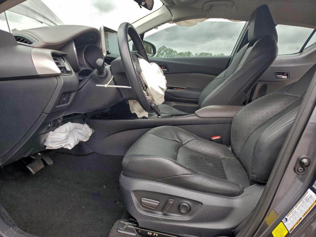 2022 Toyota C-Hr Xle - Фото 7