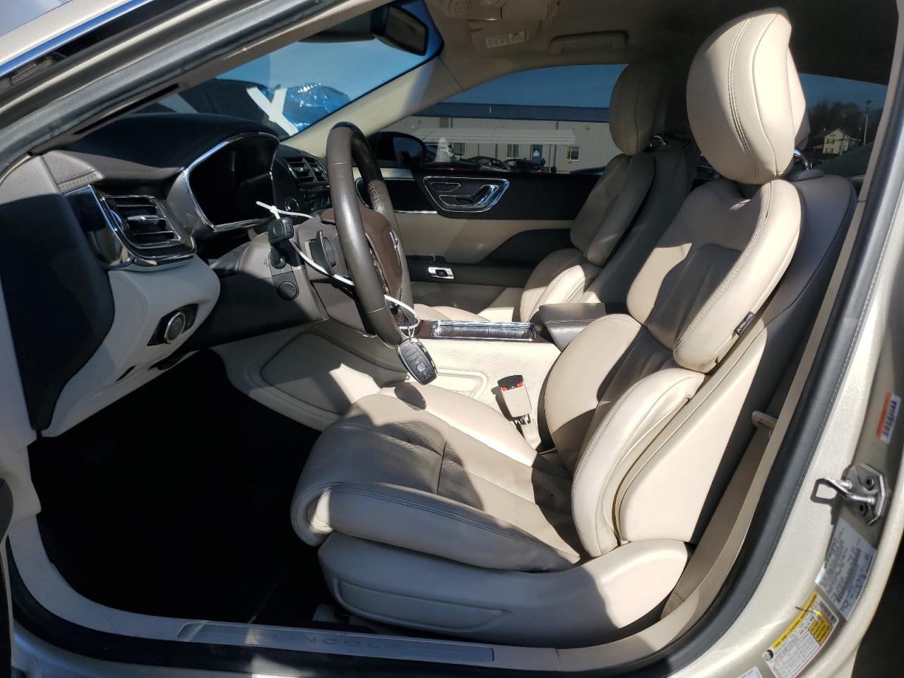 2017 Lincoln Continental Select - Фото 7