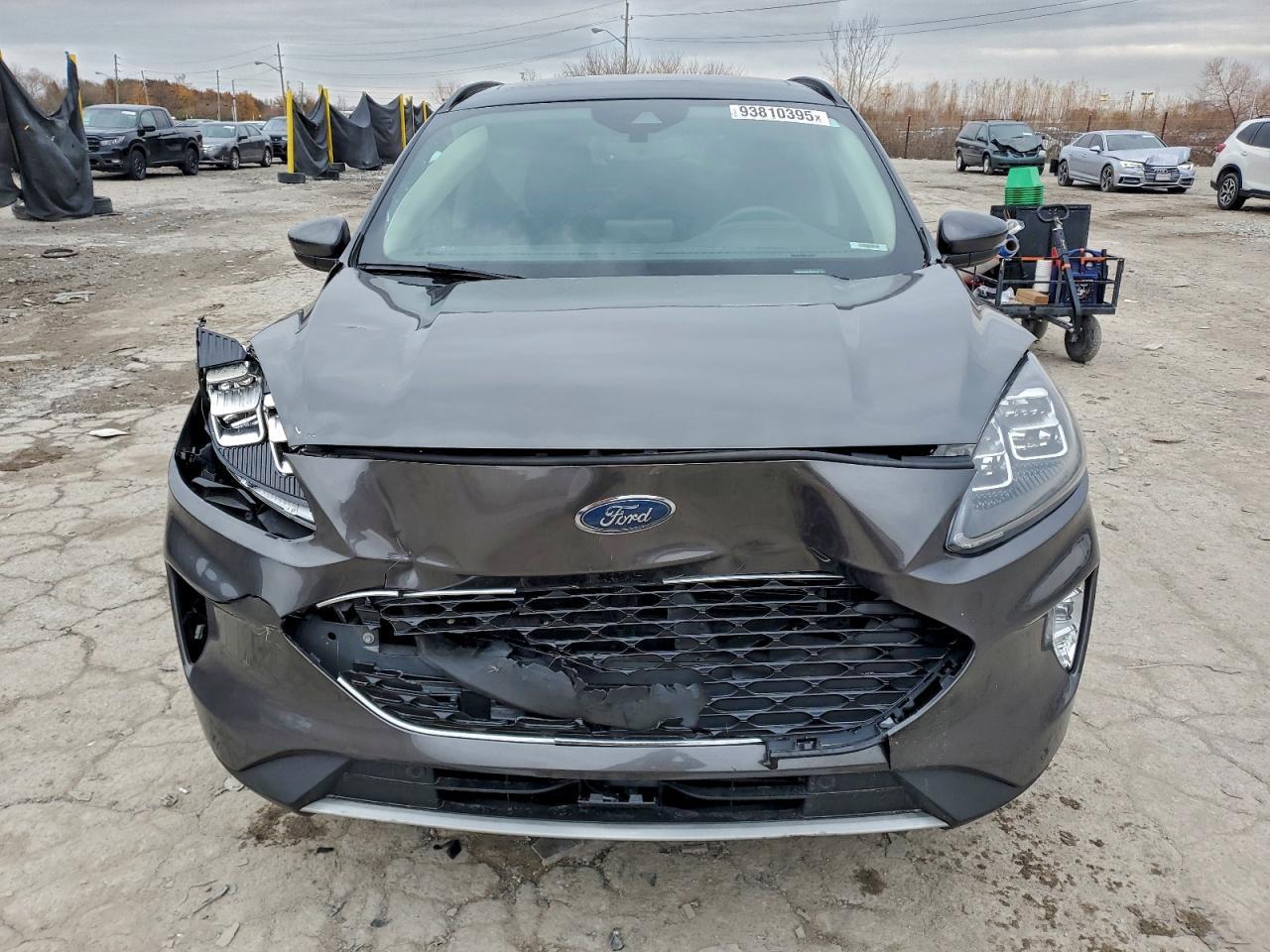 2020 Ford Escape Titanium - Image 5
