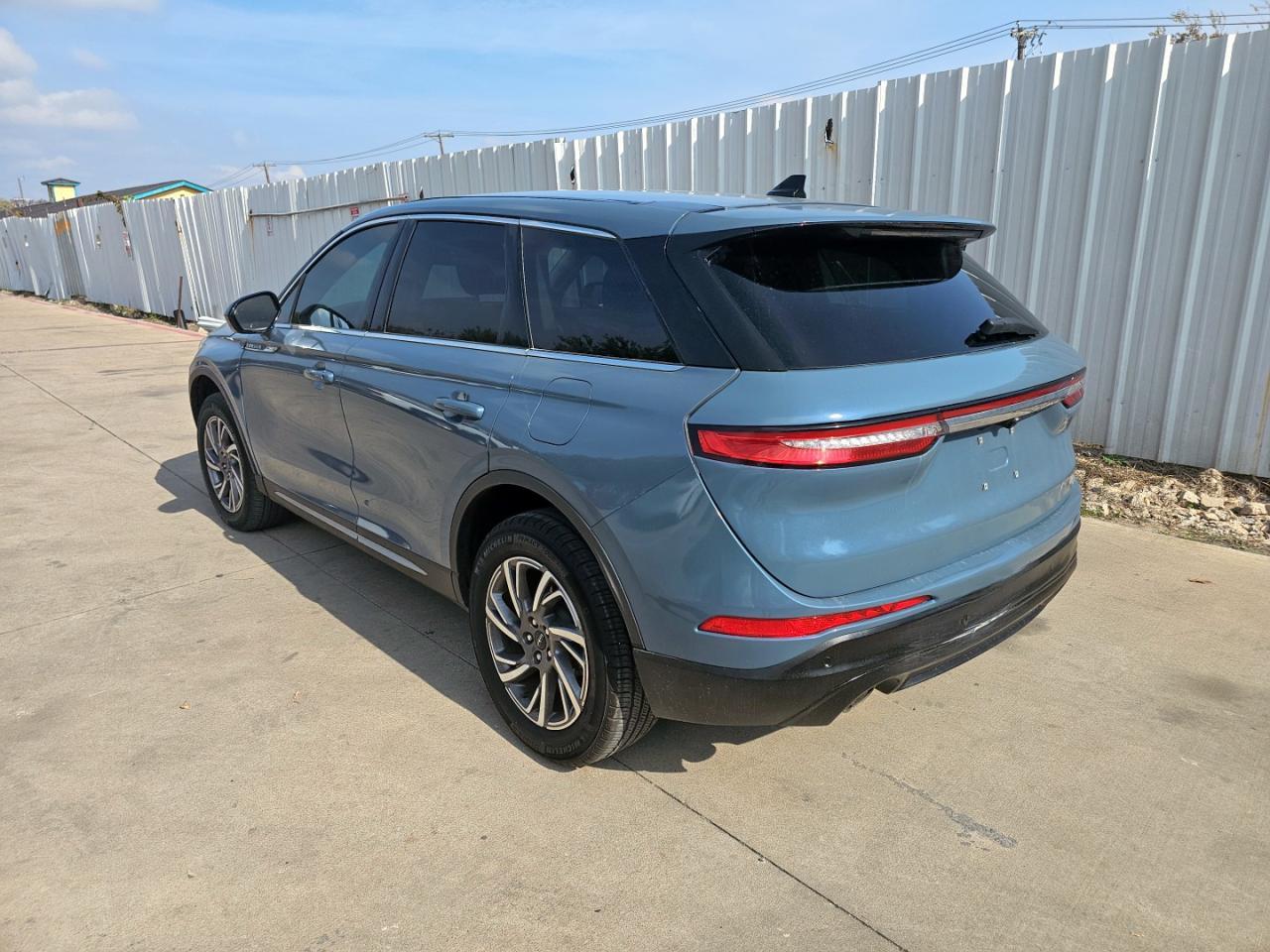 2023 Lincoln Corsair - Image 3