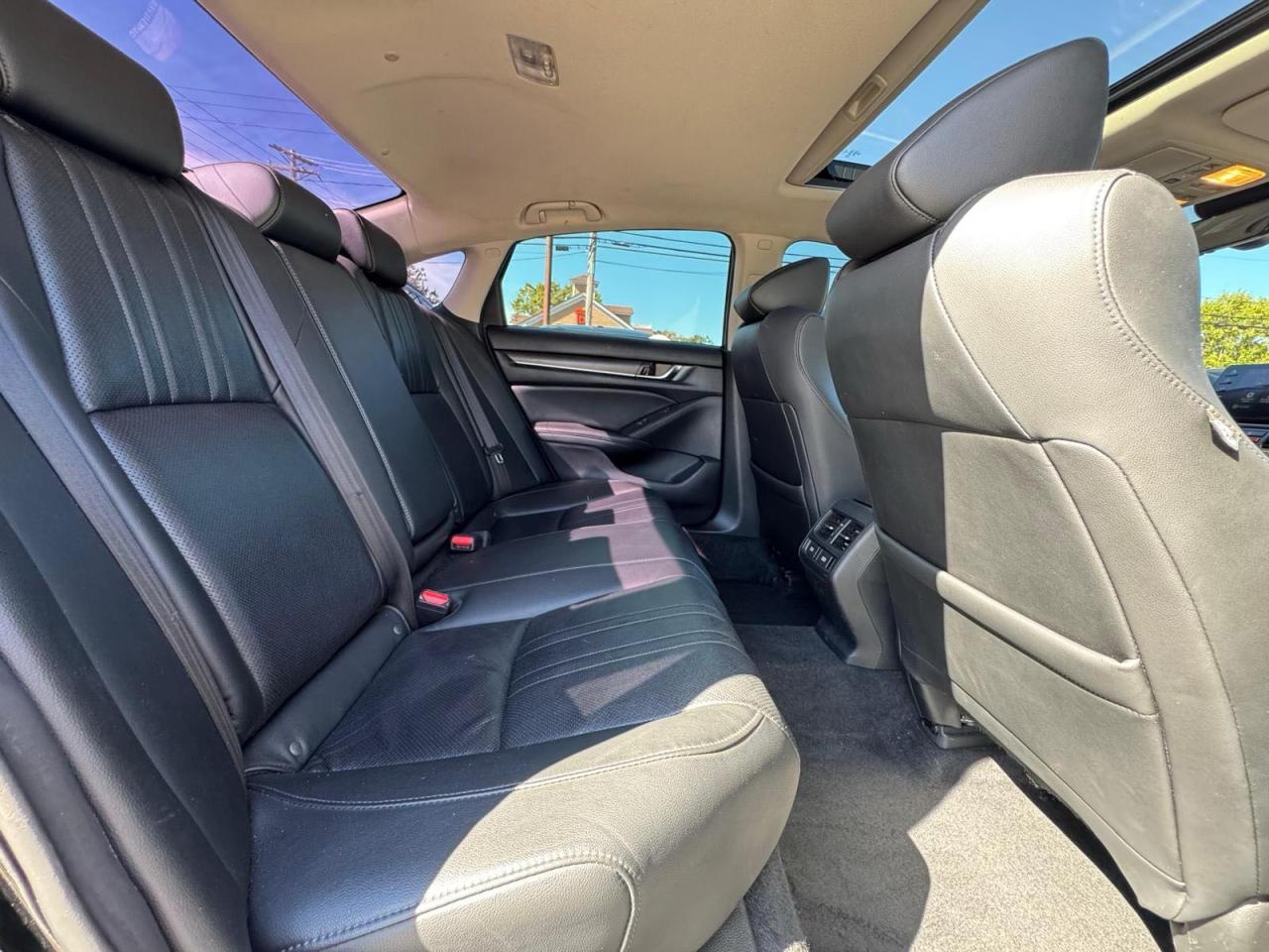 2022 Honda Accord Touring Hybrid - Фото 6