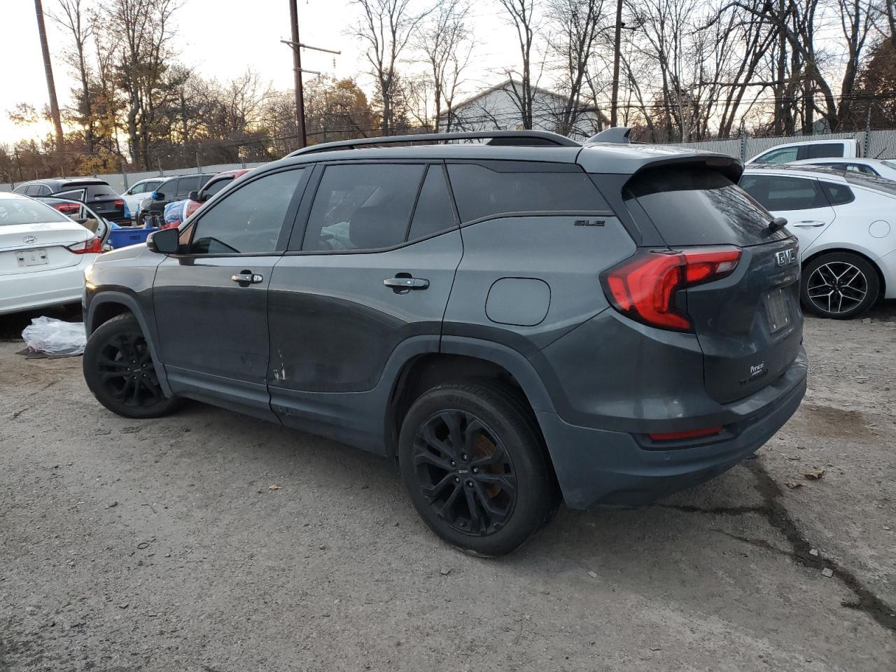 2020 GMC Terrain Sle - Фото 2
