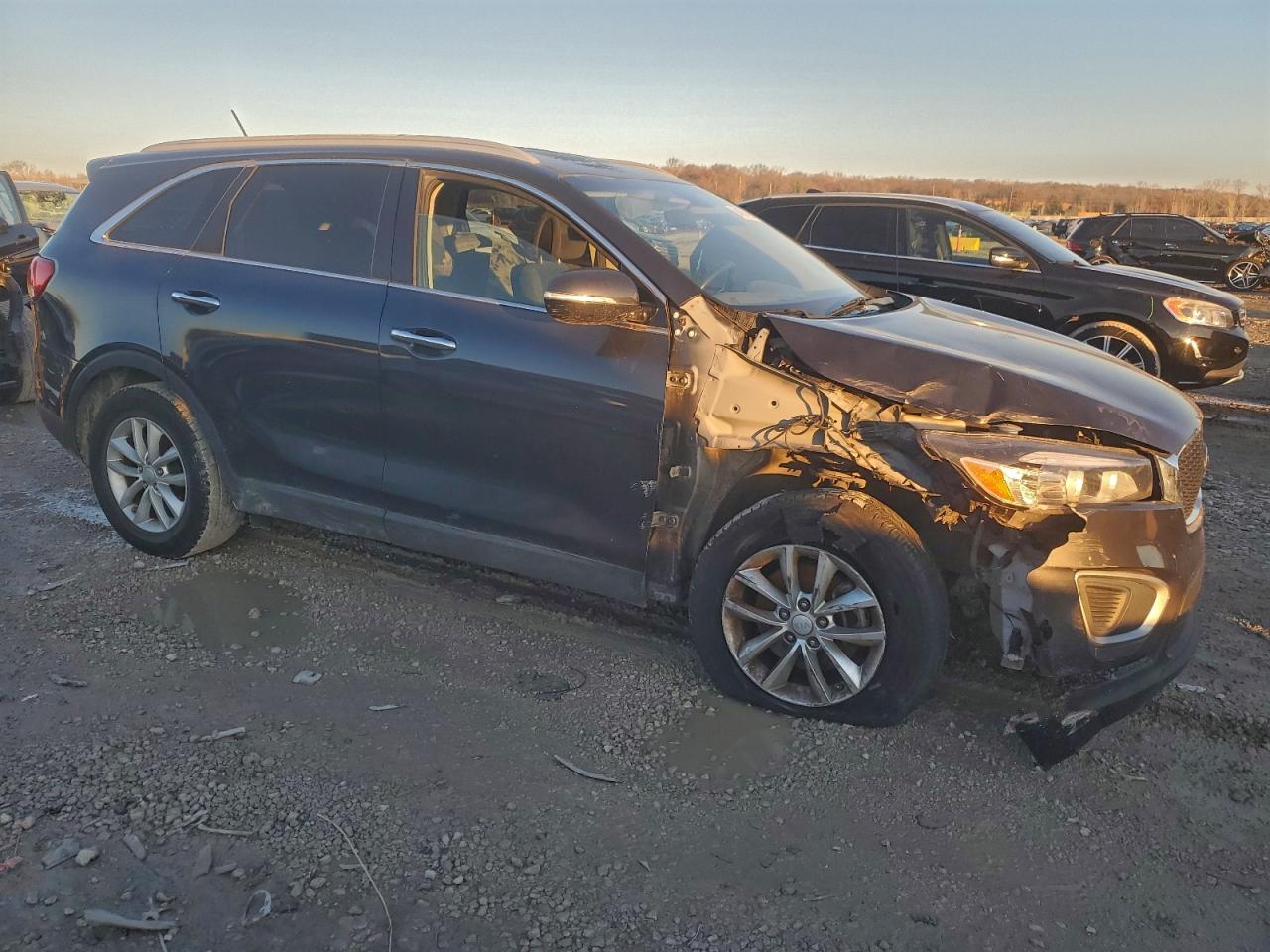 2016 Kia Sorento Lx - Image 4