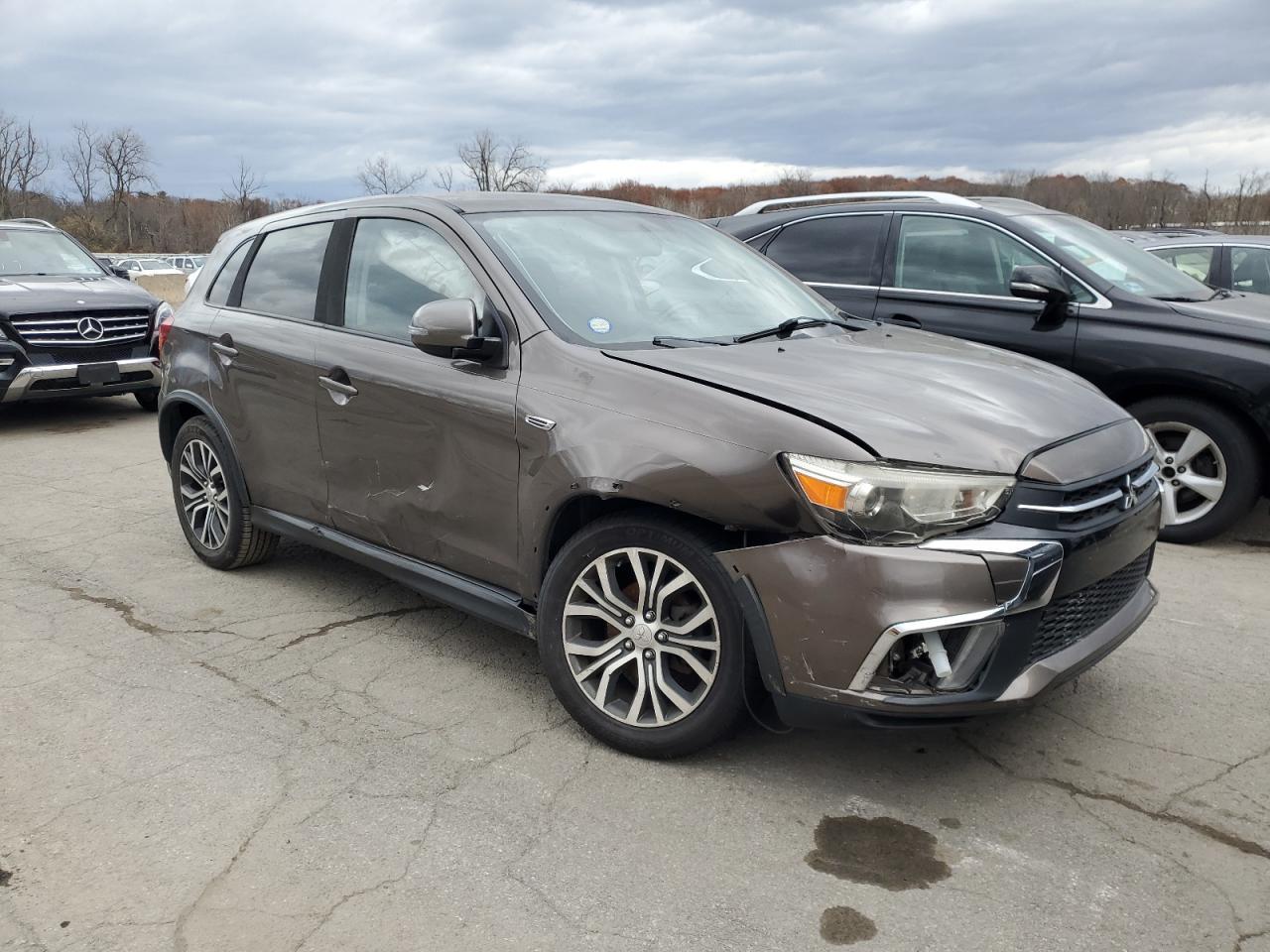 2018 Mitsubishi Outlander Sport Es - Фото 4