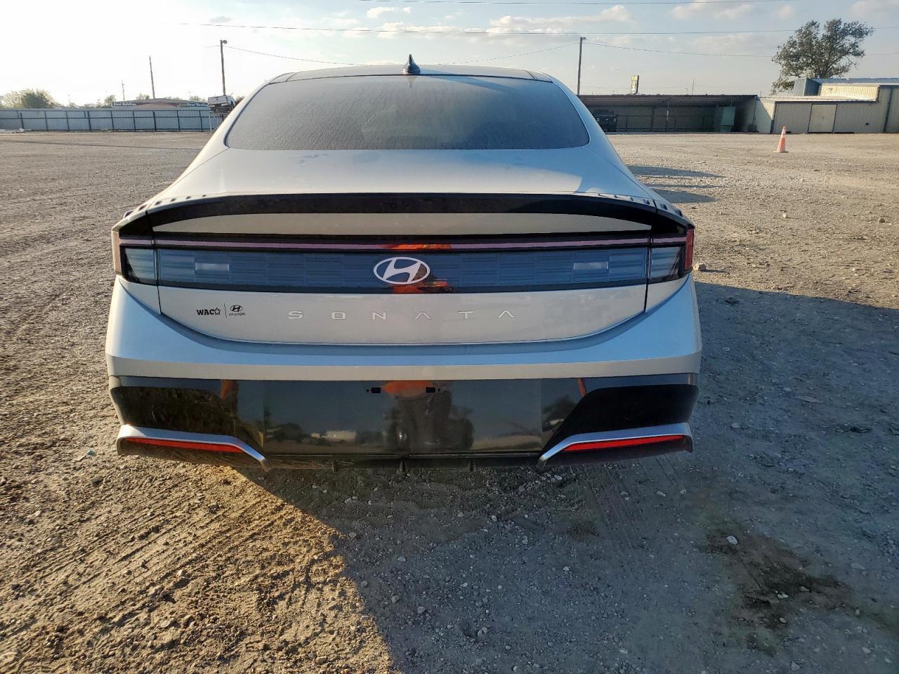 2025 Hyundai Sonata Sel - Image 6