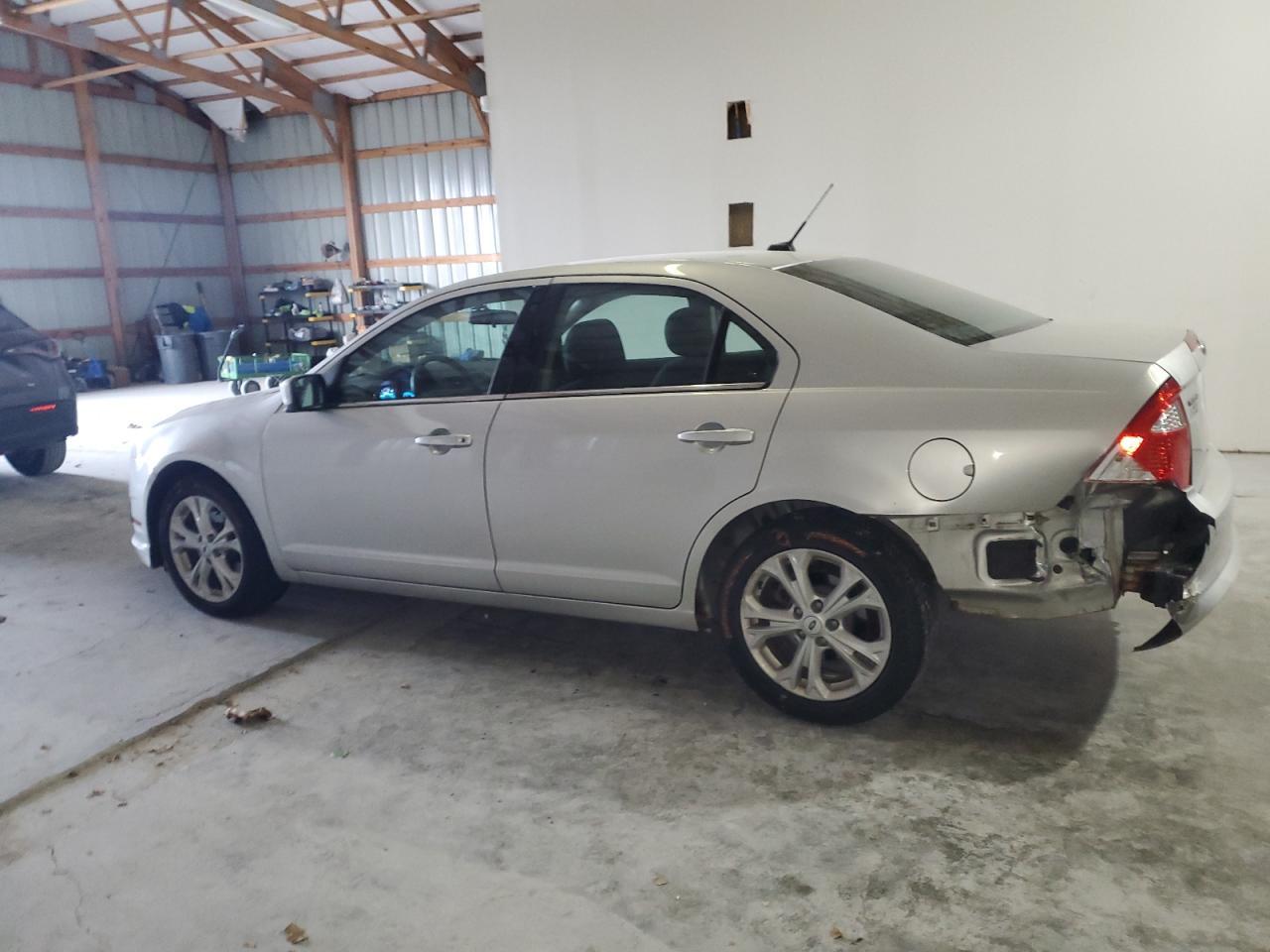 2012 Ford Fusion Se - Image 2