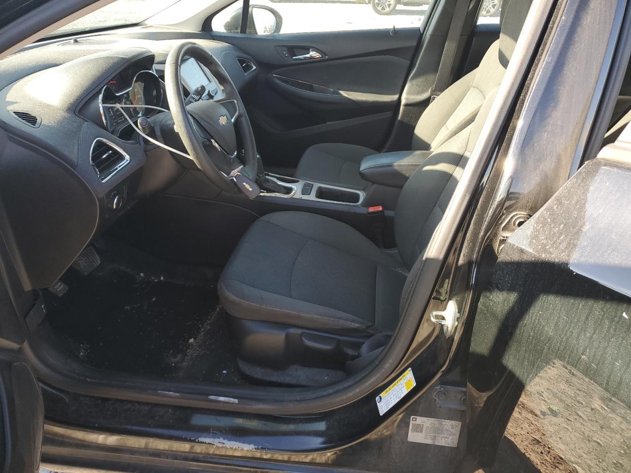 2018 Chevrolet Cruze Ls - Image 7