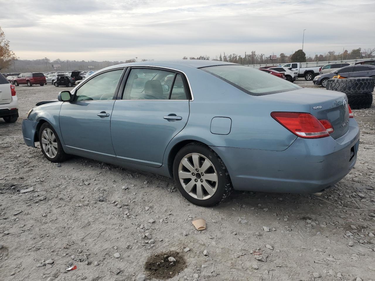 2005 Toyota Avalon Xl - Фото 2