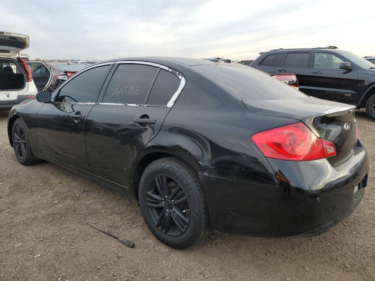2011 Infinity G37 - Фото 2