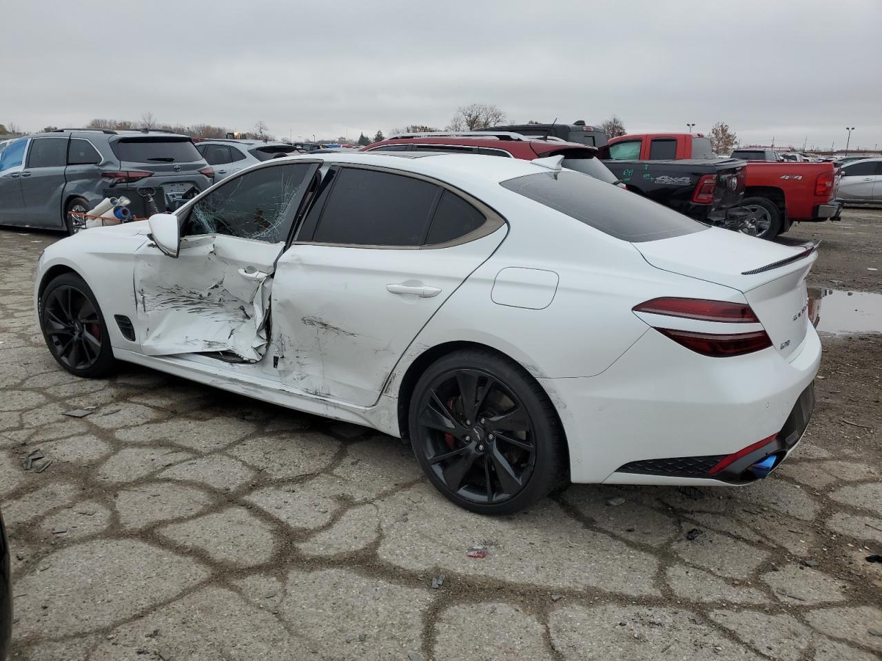 2023 Genesis G70 3.3T, 3.3T Sport Advanced, 3.3T Sport Prestige - Фото 2