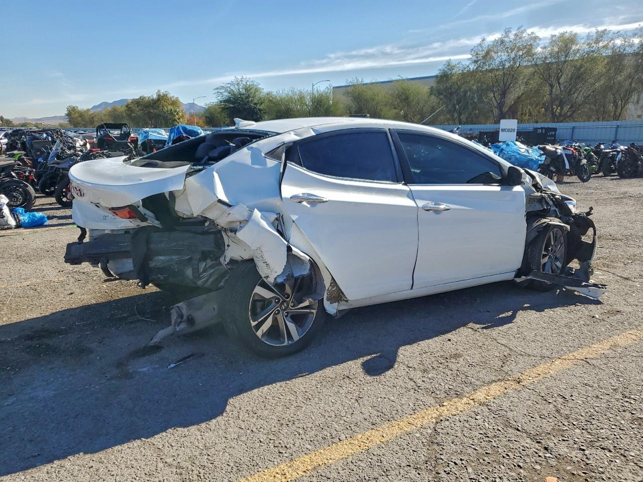 2014 Hyundai Elantra Se - Image 3