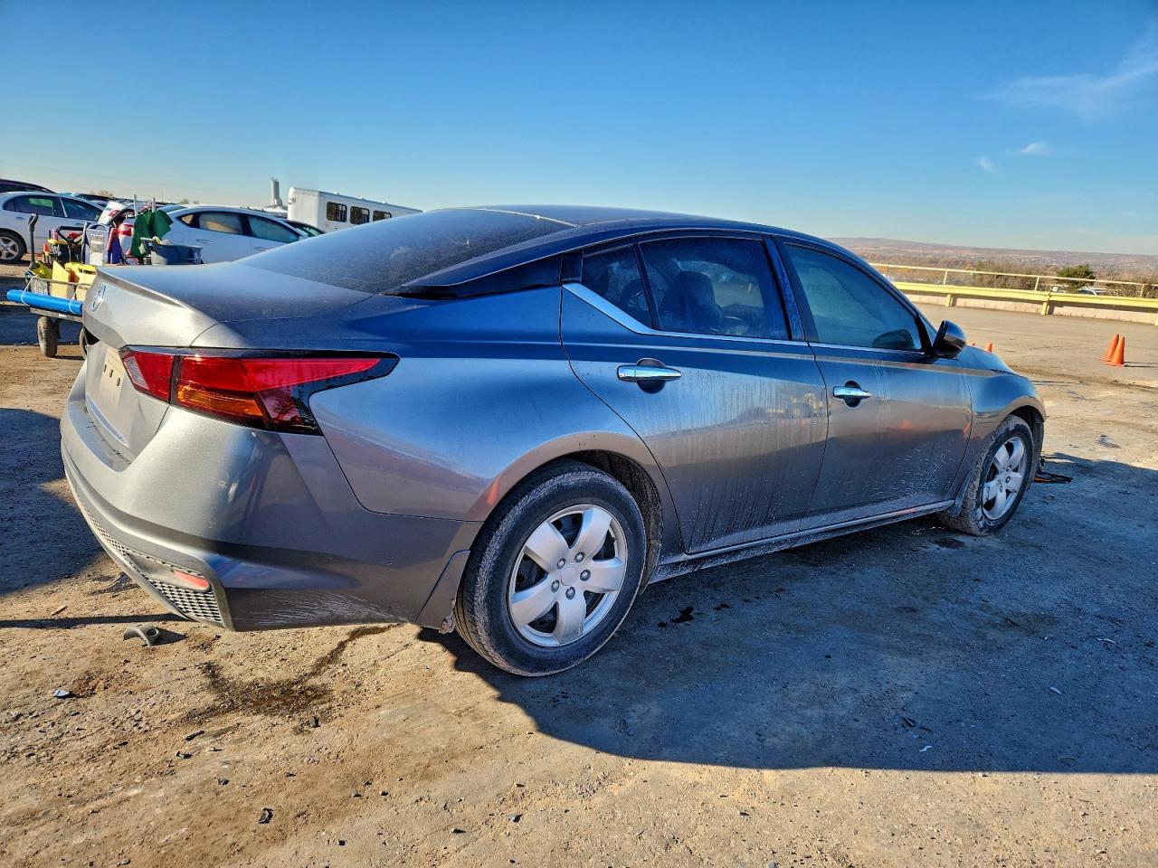 2022 Nissan Altima S - Фото 3