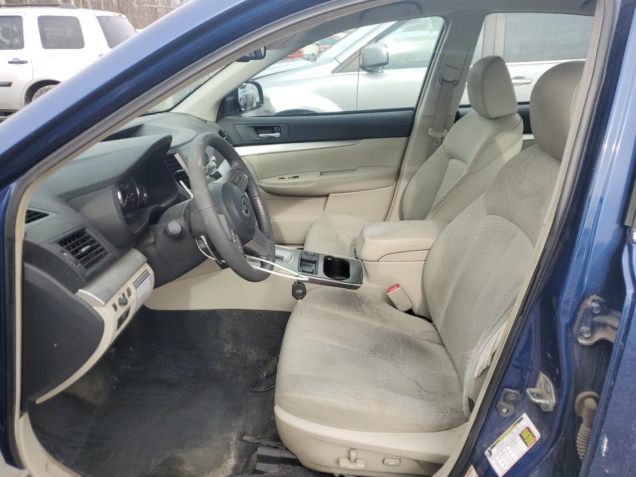 2010 Subaru Legacy 2.5I Premium - Image 7
