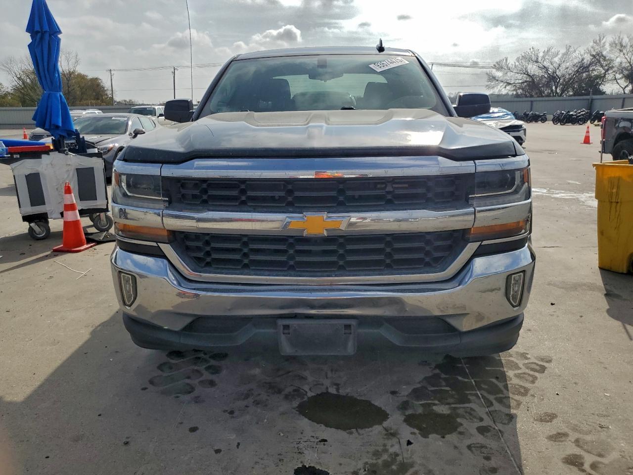 2018 Chevrolet Silverado C1500 Lt - Image 5