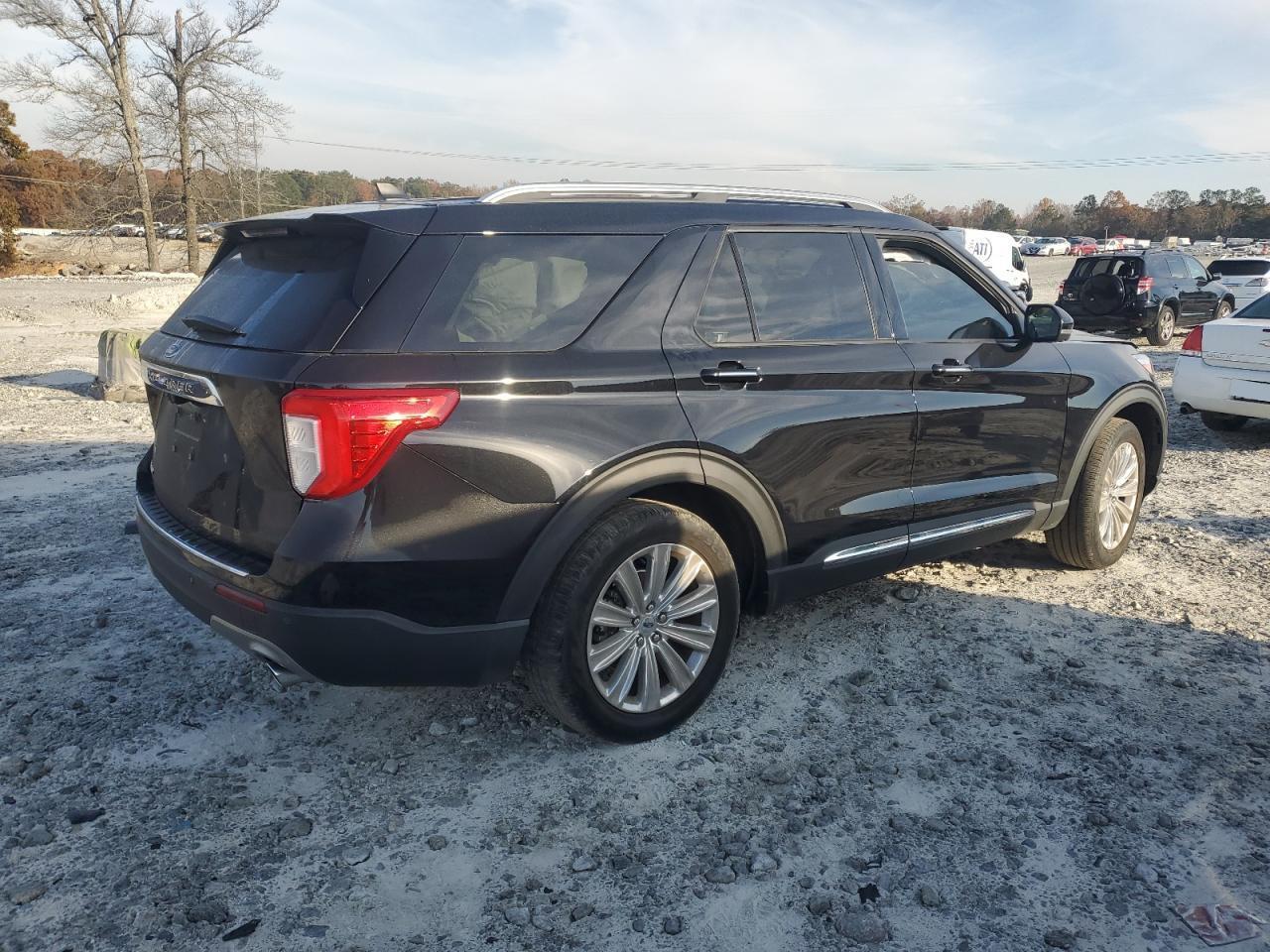 2022 Ford Explorer Limited - Image 3