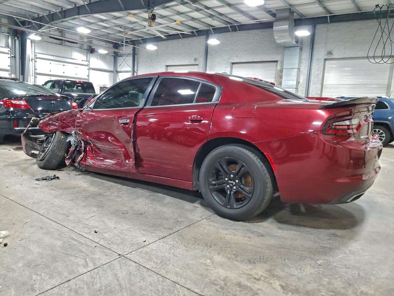 2018 Dodge Charger Sxt - Фото 2