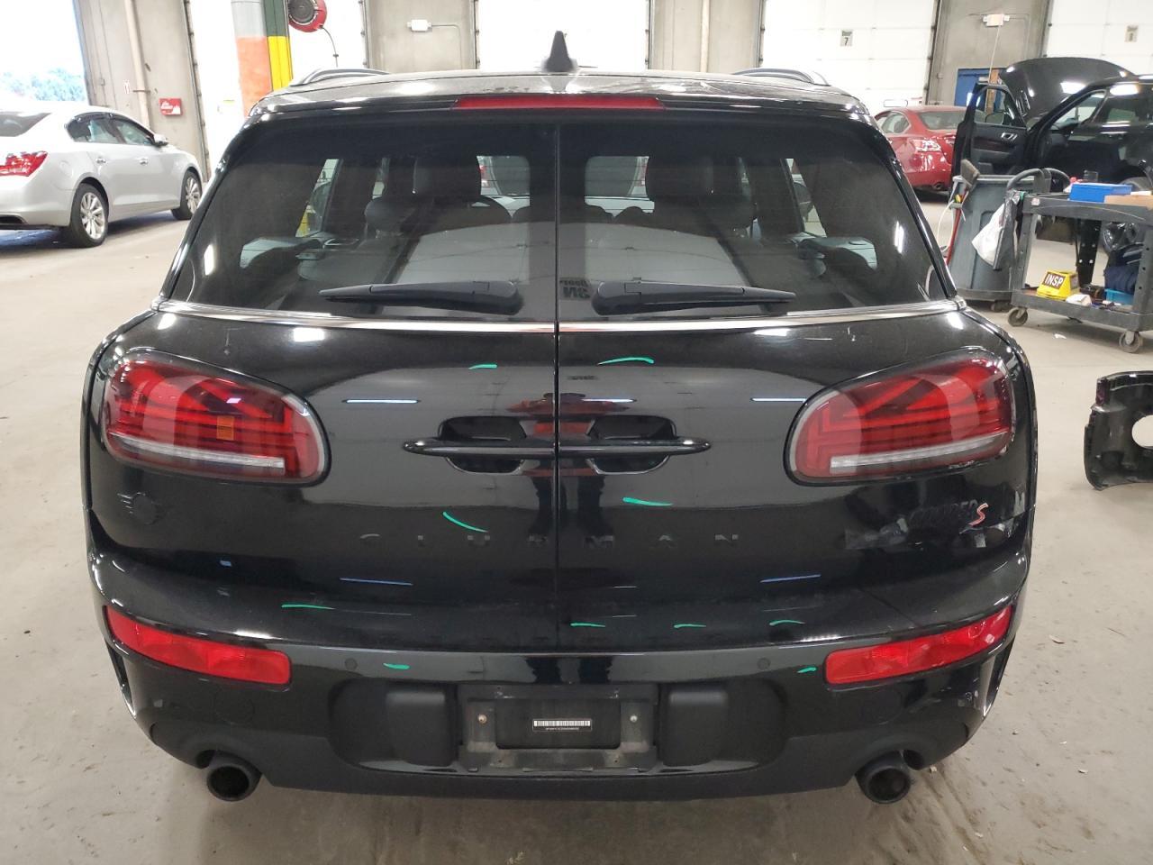 2022 Mini Cooper S Clubman All4 - Фото 6