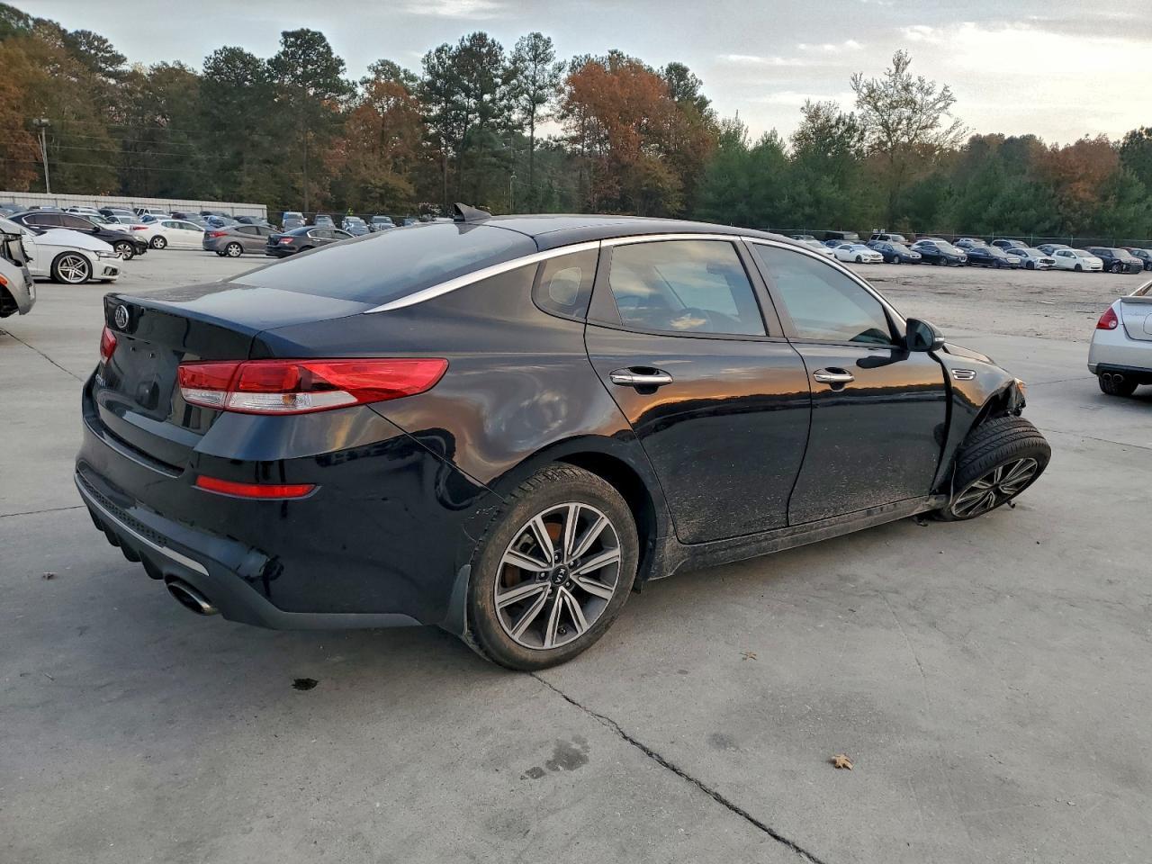 2019 Kia Optima Lx - Image 3