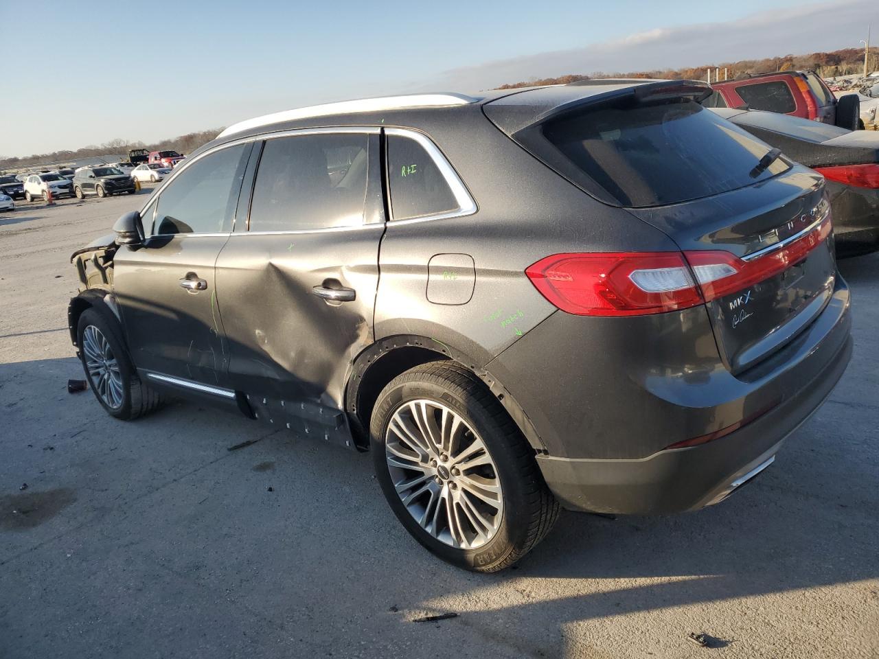 2017 Lincoln Mkx Reserve - Фото 2