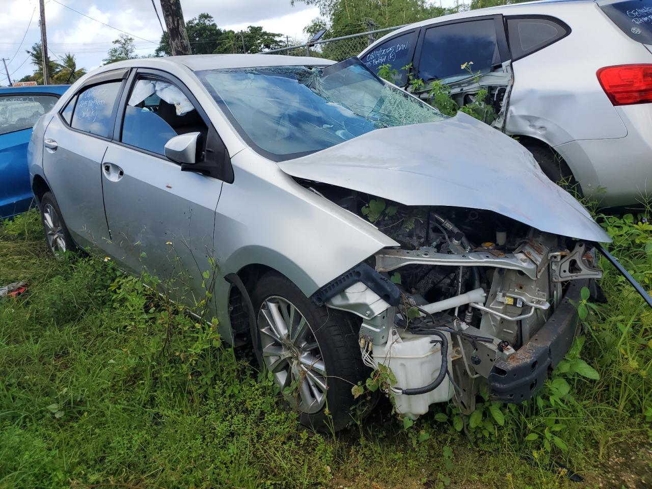 2014 Toyota Corolla Le - Фото 4