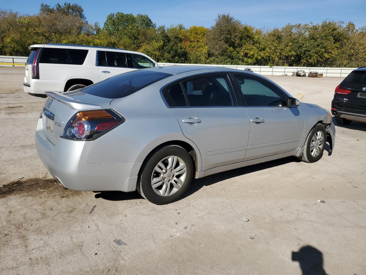 2010 Nissan Altima Base - Фото 3