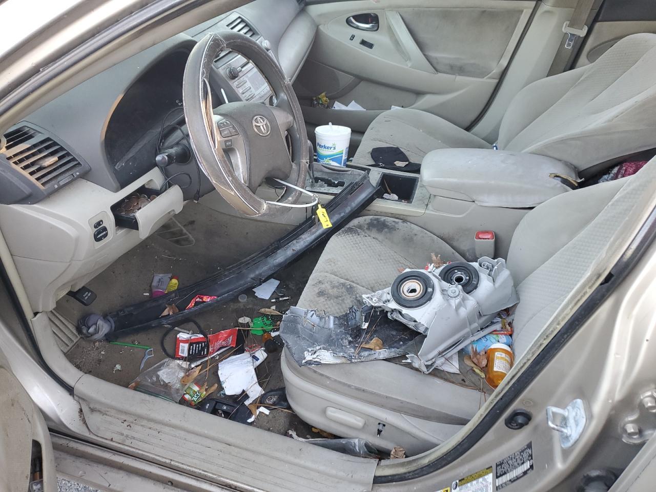 2007 Toyota Camry Le - Image 7