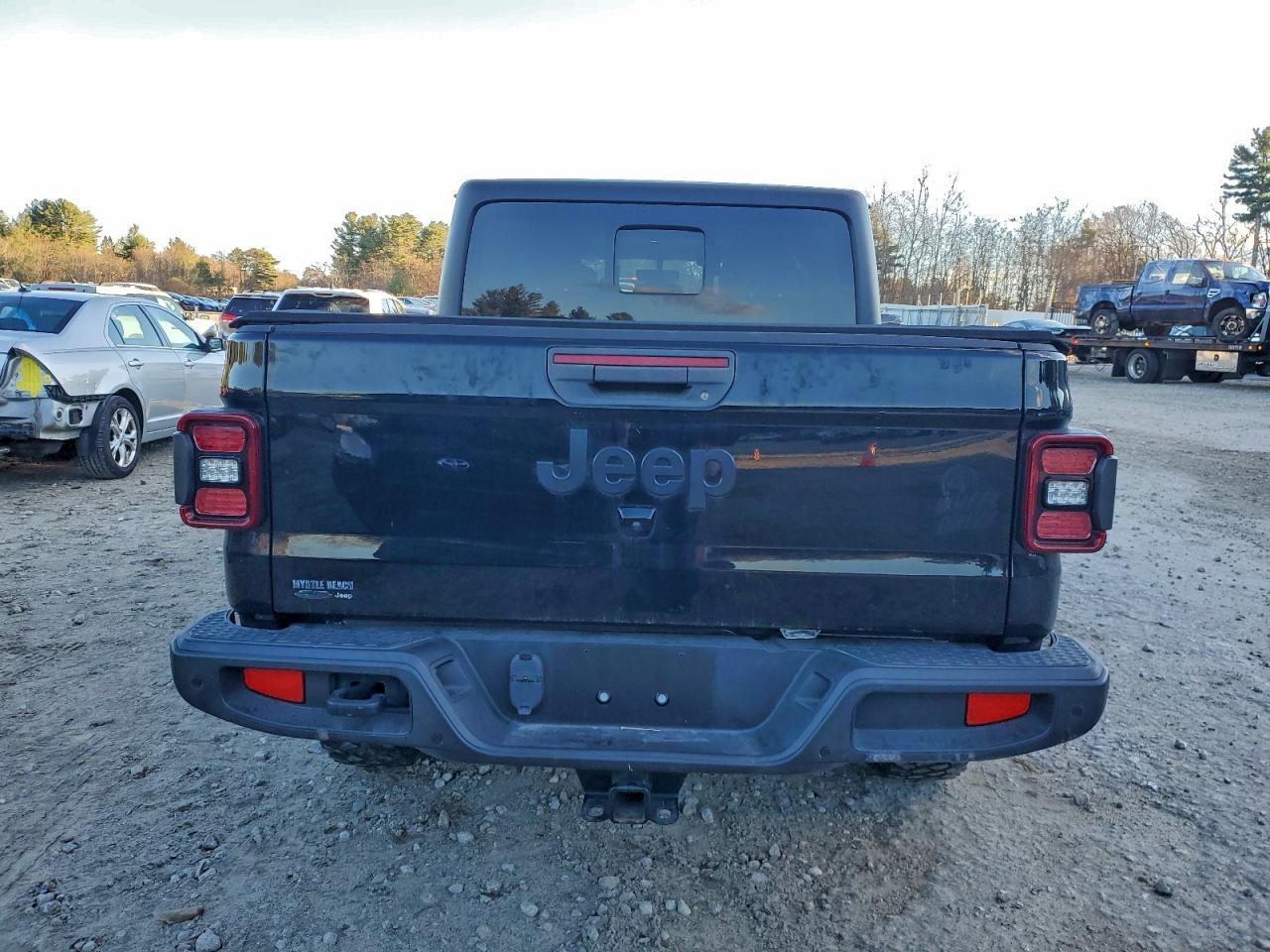2021 Jeep Gladiator Sport - Image 6