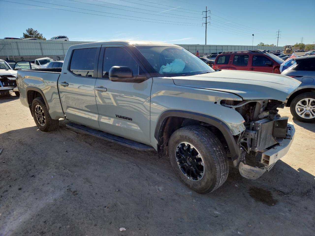 2024 Toyota Tundra Crewmax Sr5 - Image 4